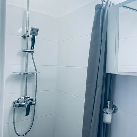 Luxury Suites Apartment *